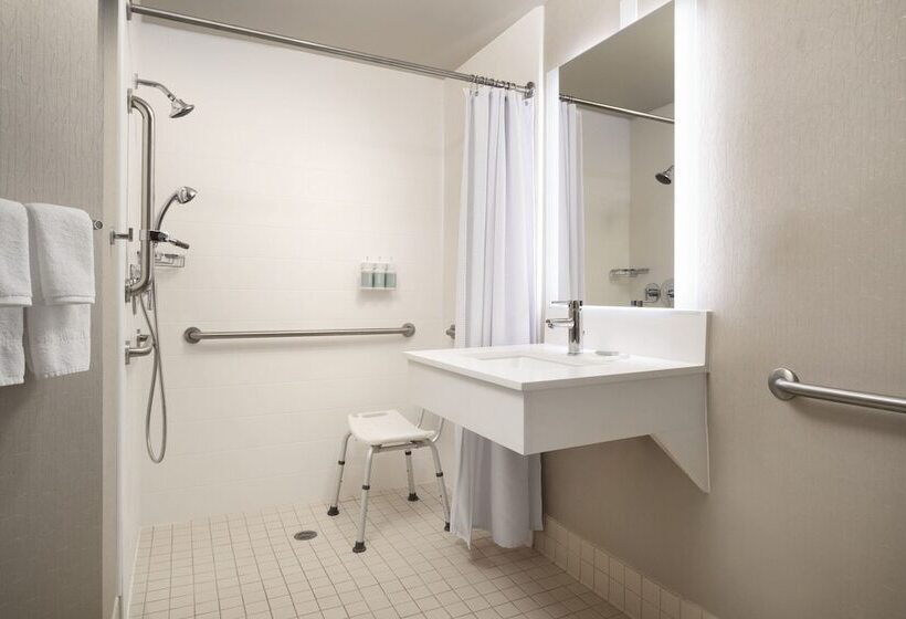 适合残疾人士使用的套间, Springhill Suites Fort Worth University