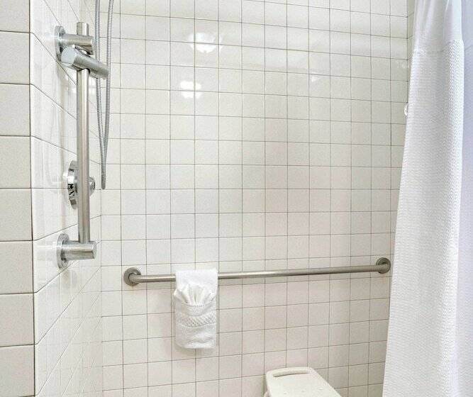 استودیوی استاندارد, Springhill Suites Phoenix Downtown