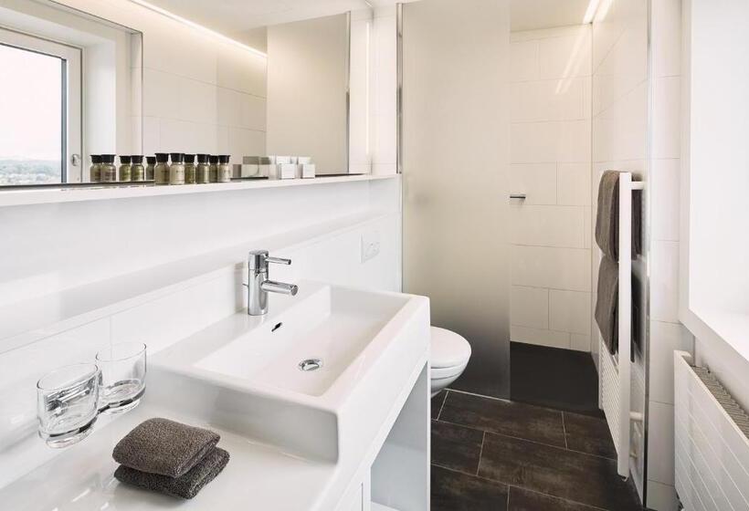 Номер Стандарт, Uzwil