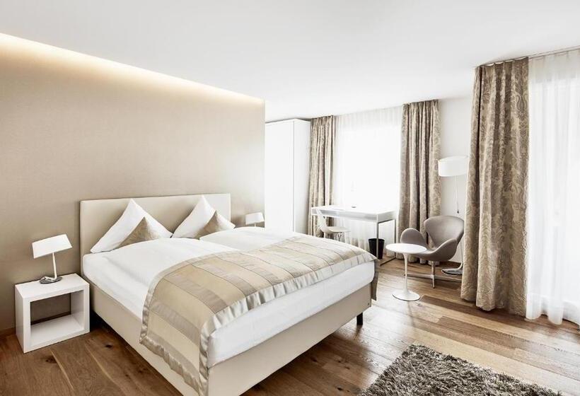 Номер Стандарт, Uzwil