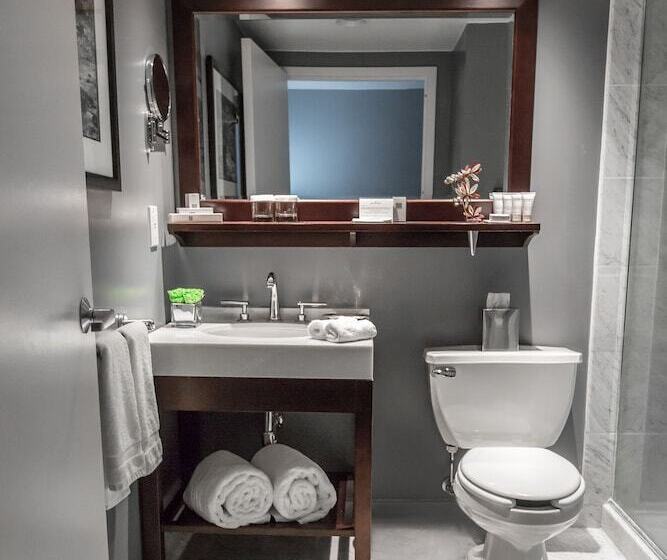 غرفه قياسيه سريرين مزدوجين, Westminster