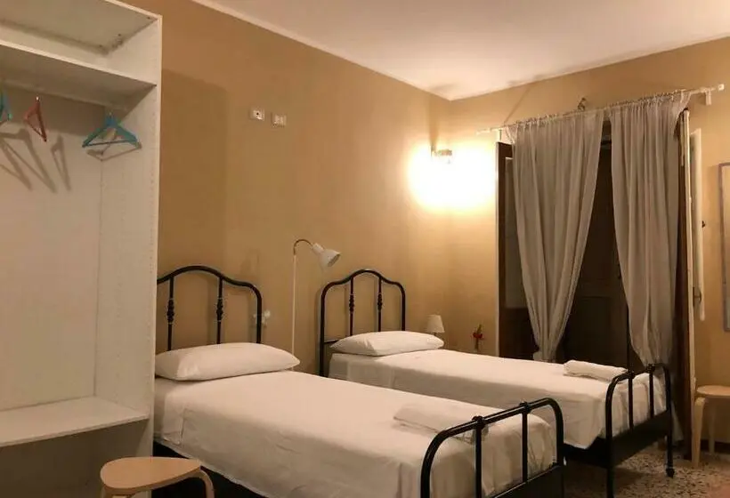 スタンダード4人部屋, Risveglio Nel Borgo