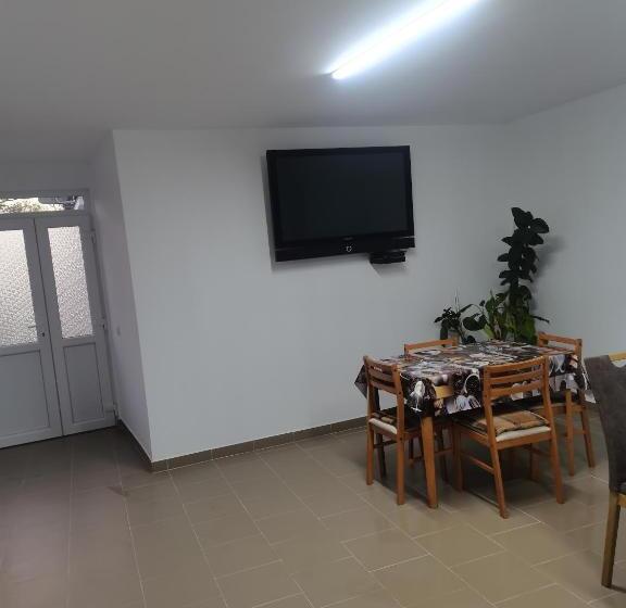 디럭스 룸, Casa Madalina