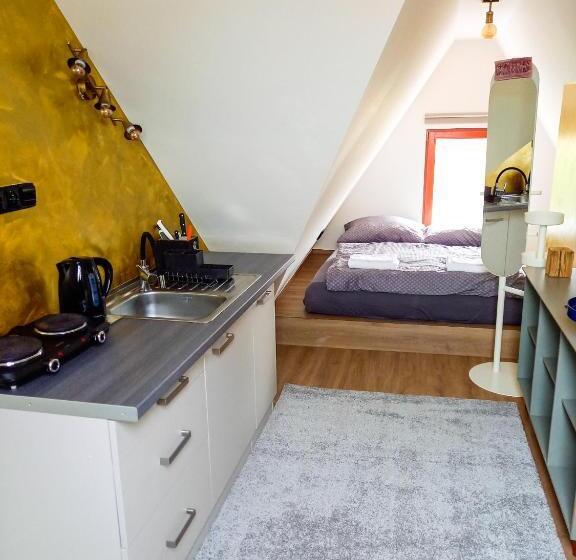 套房带园景, Penzion Lederer