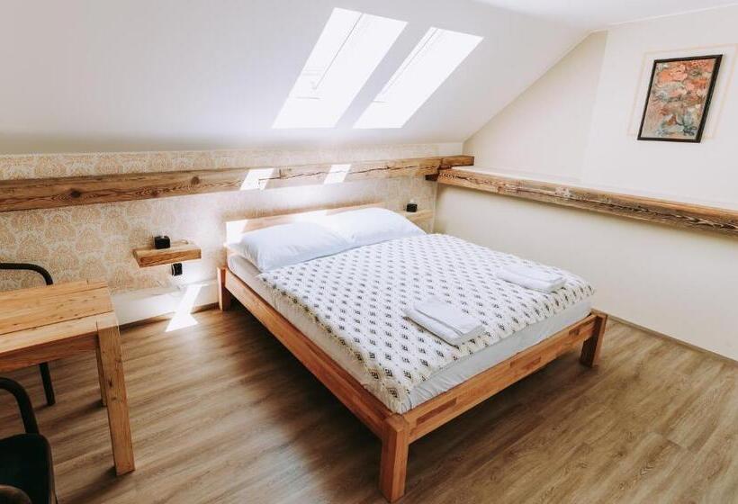 标准间, Penzion Lederer