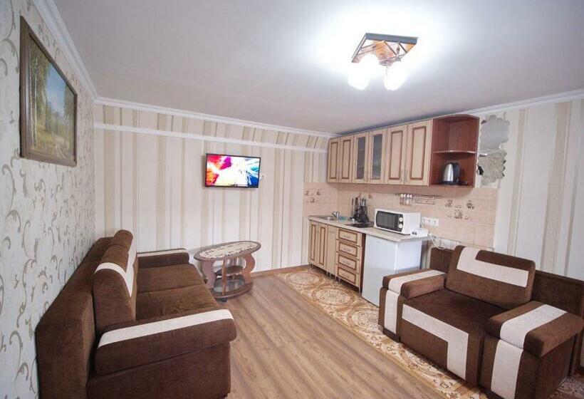 اتاق خانوادگی, Villa Magnat