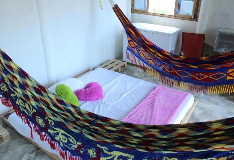غرفة قياسية مع حمام خارجي, Yaharo Posada Turística