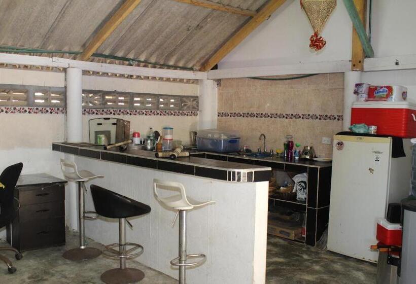 غرفة عائلية, Yaharo Posada Turística