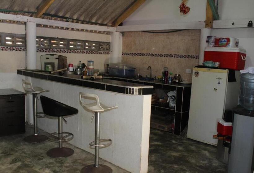 غرفة عائلية, Yaharo Posada Turística