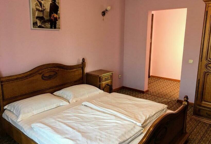 اتاق استاندارد با بالکن, затишний міні готель Rosky