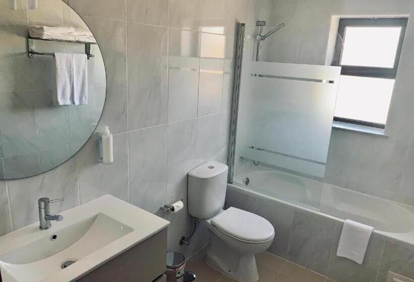 スイート, Alojamento Restaurante Dom Dinis