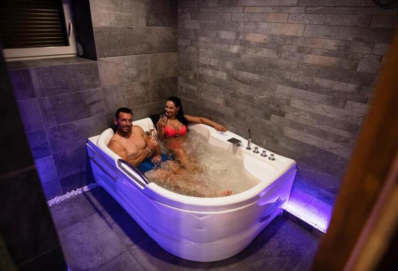 Люкс Повышенной Комфортности, Apartmány Meandry