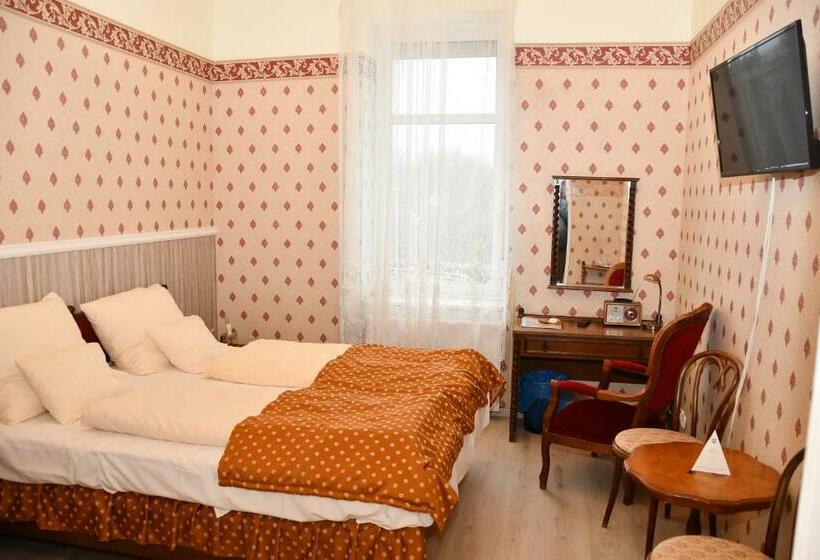 スタンダードルーム, Fábiánics Kastély Misefa