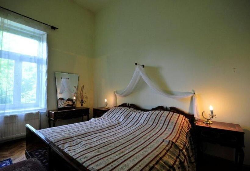 スーペリアースイート, Fábiánics Kastély Misefa