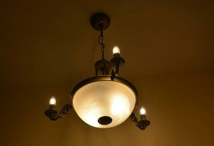 スーペリアシングルルーム, Central Carei
