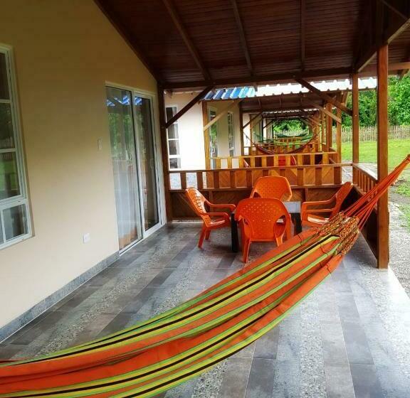 家庭洋房, Coco Loco Lodge