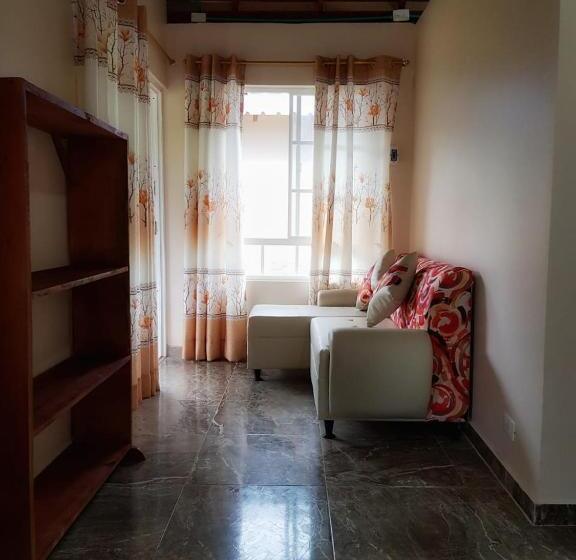 家庭洋房, Coco Loco Lodge