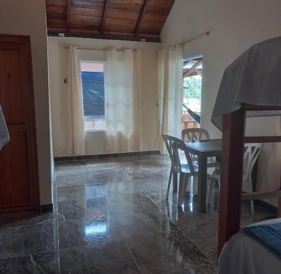 高级洋房, Coco Loco Lodge