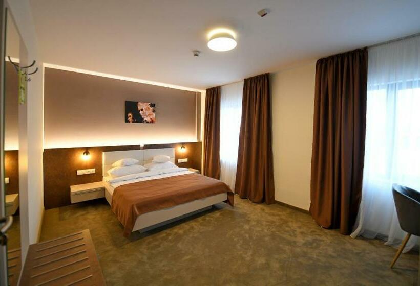 غرفة قياسية, Hoha Boutique