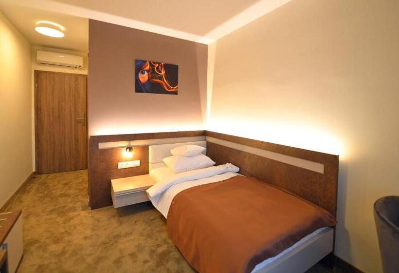 غرفة قياسية فردية, Hoha Boutique