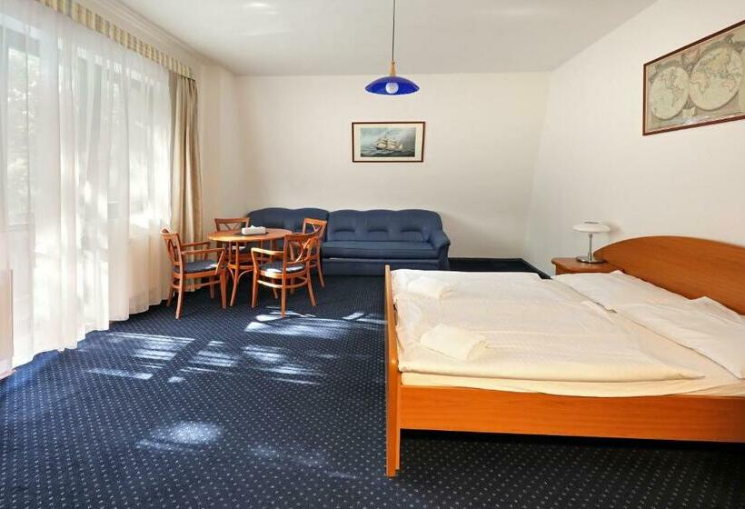 Апартаменты 2 Спальни, Laguna Slapy