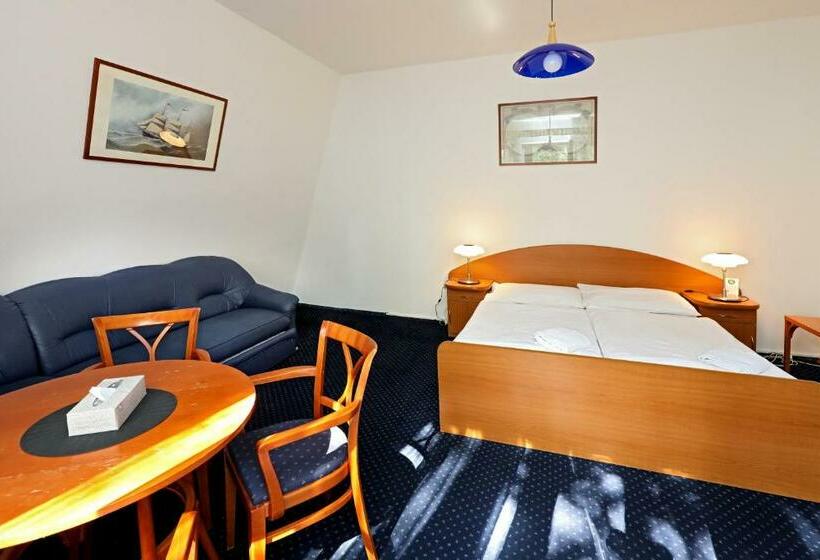 Апартаменты 2 Спальни, Laguna Slapy