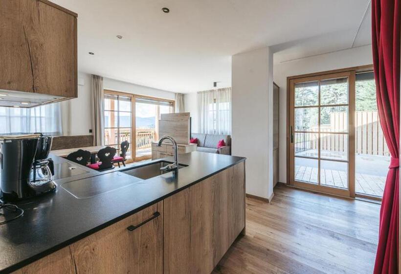 バルコニー付スイート, Lochbauer