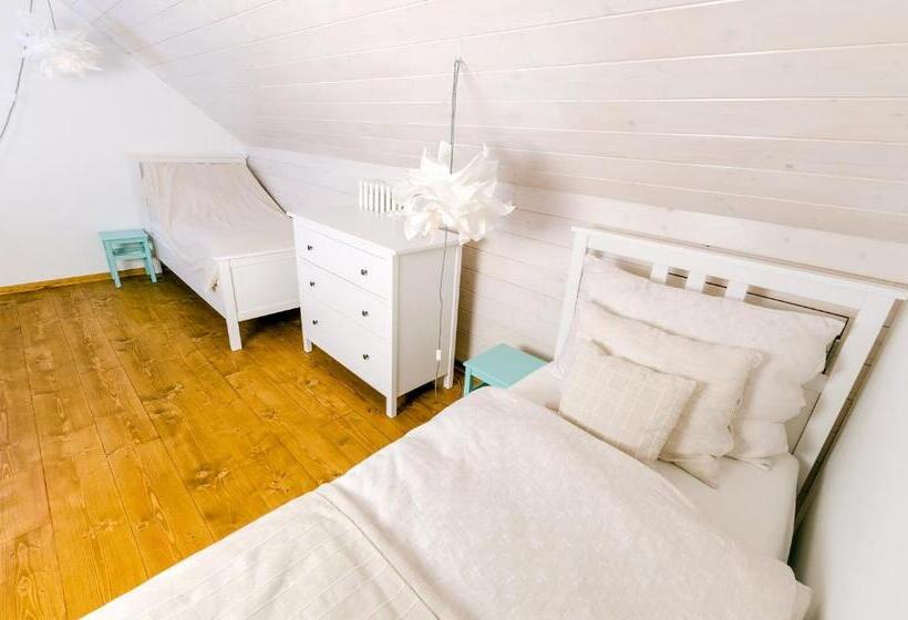 Семейный Номер Вид на Сад, Homutův Statek