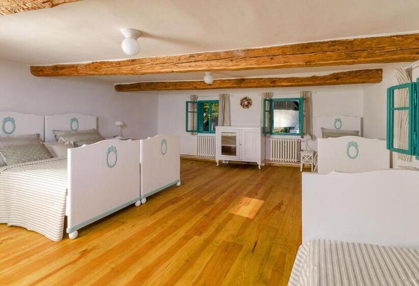 Люкс 2 Спальни, Homutův Statek