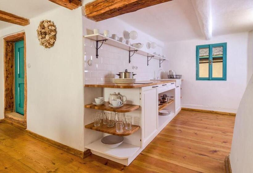 Люкс 2 Спальни, Homutův Statek