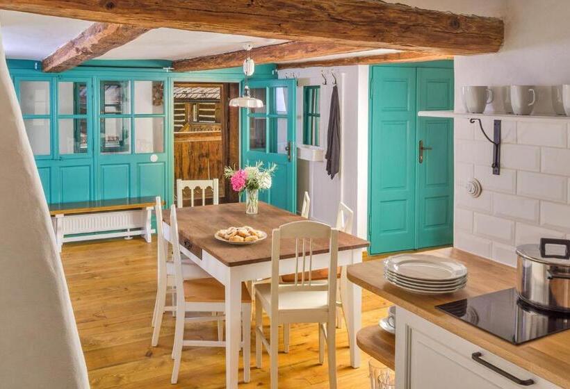 Люкс 2 Спальни, Homutův Statek