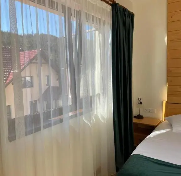 バルコニー付きデラックスルーム, Villa Montana Borsec