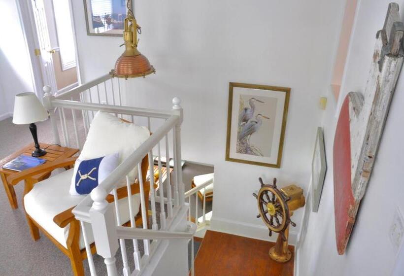 غرفة ديلوكس, Inn At Haven Harbour