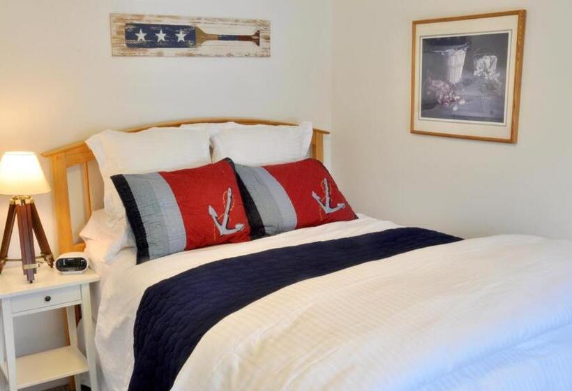 Номер Deluxe, Inn At Haven Harbour