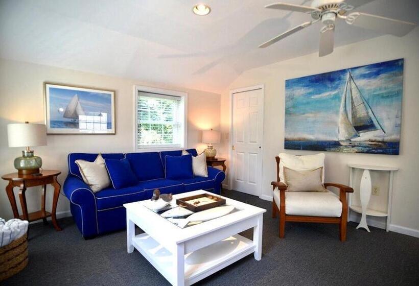 جناح غرفتين نوم, Inn At Haven Harbour