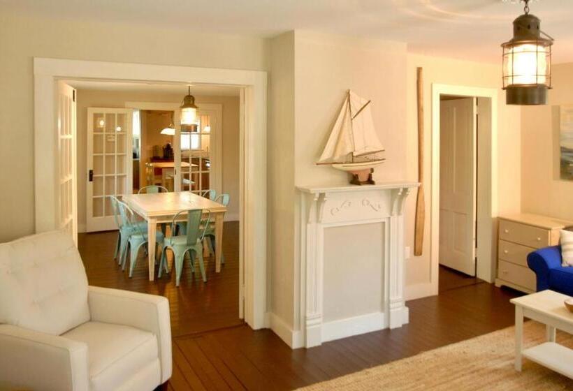 منزل 3 غرف نوم, Inn At Haven Harbour