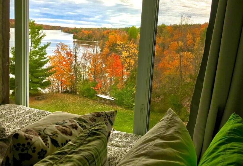 リバービュースタンダードルーム, Auberge Tom B&b