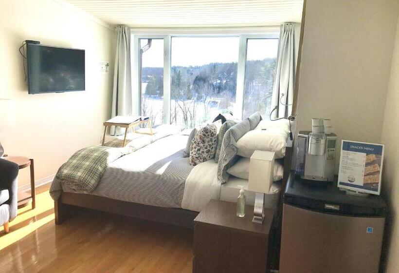 リバービュースタンダードルーム, Auberge Tom B&b