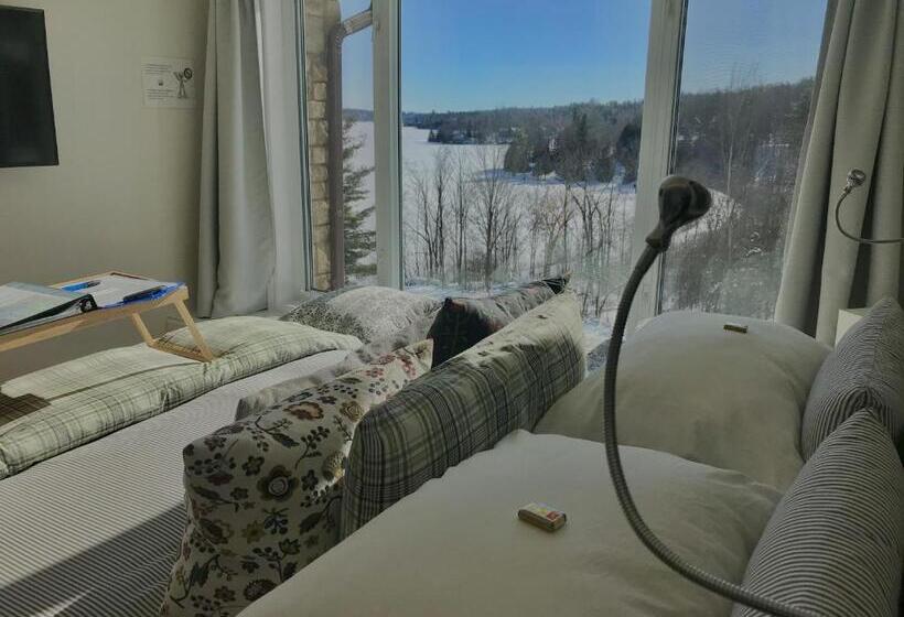 스탠다드 룸 강 전망, Auberge Tom B&b