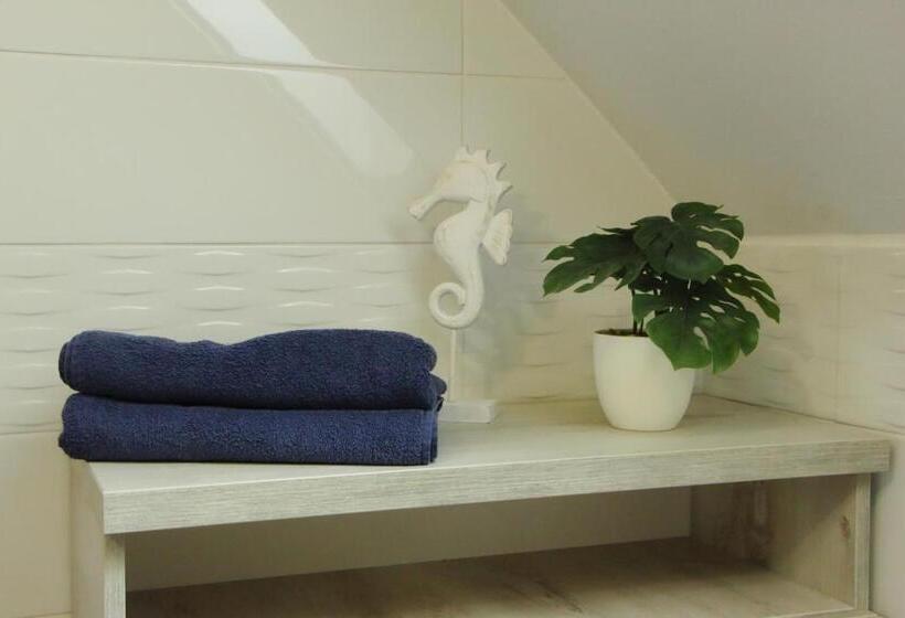 スタンダードルーム, Hegylánc Fogadó