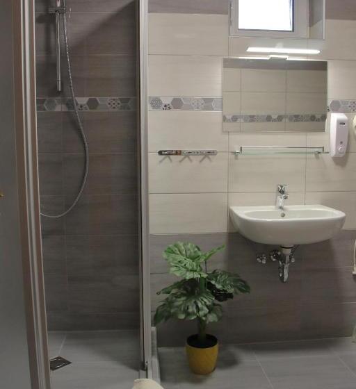 スタンダードトリプルルーム, Hegylánc Fogadó