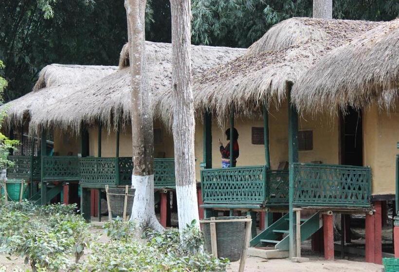 غرفة قياسية مزوَّدة بشُرفة, Nature Hunt Eco Camp