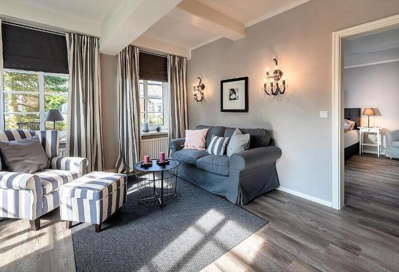 شقة غرفة واحدة, Friesen Lodge Apartments