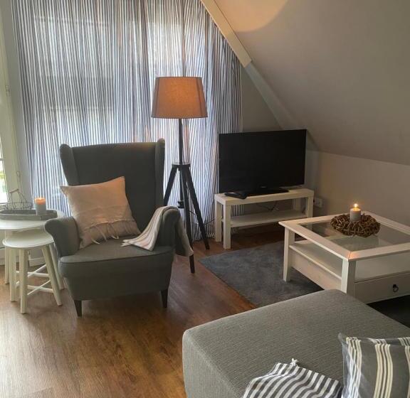 شقة غرفة نوم واحدة مزودة بشُرفة, Friesen Lodge Apartments