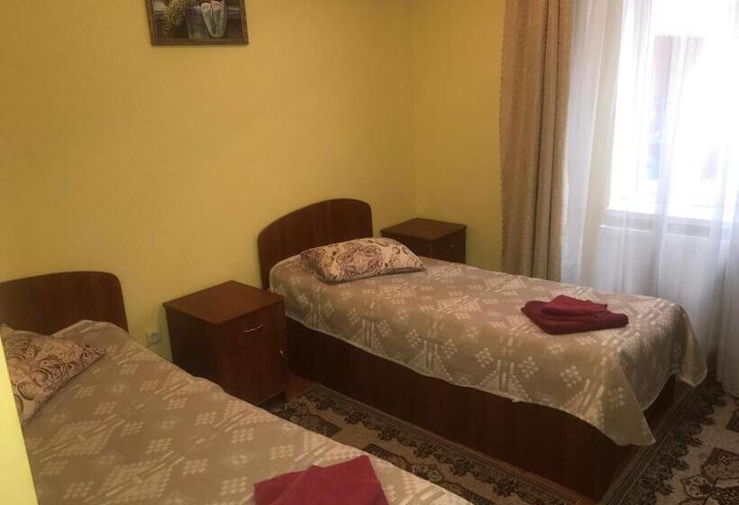 غرفة إقتصادية, Domino