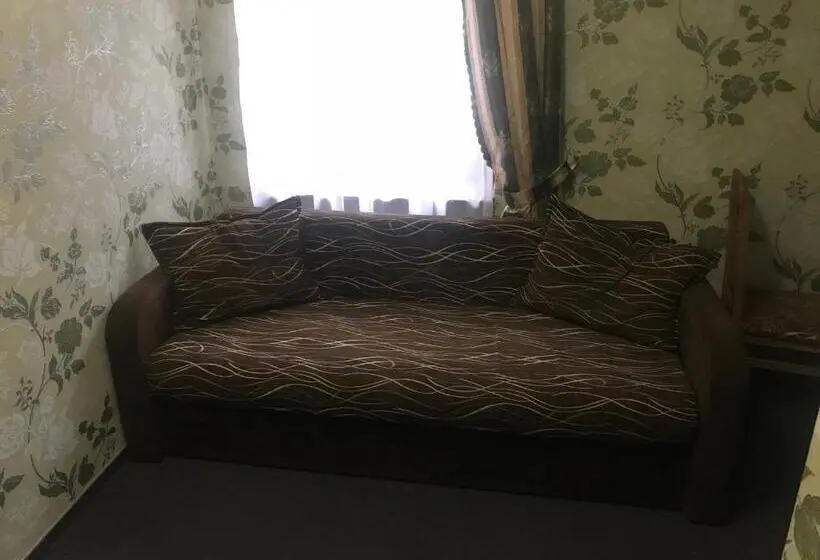 اتاق سوپریور خانوادگی, Domino