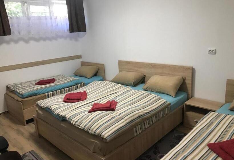 شقة غرفتين, Domino