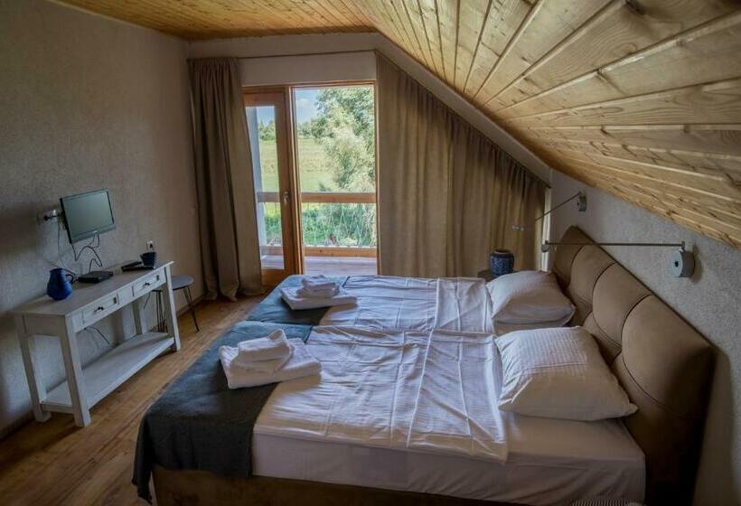 디럭스 트리플 룸, Living In Delta   Casa De Vacanta