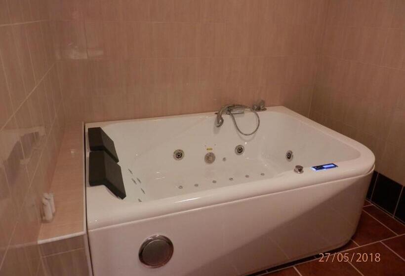 バスタブ付きデラックスルーム, Panská Sýpka