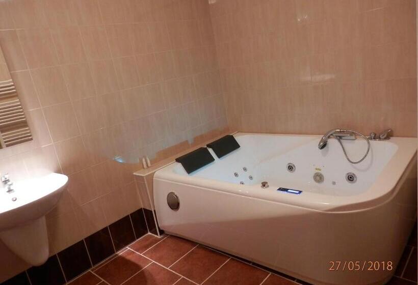 バスタブ付きデラックスルーム, Panská Sýpka